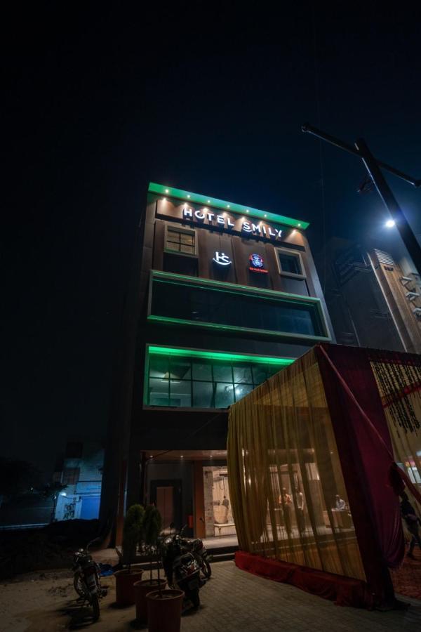Hotel Smily Ludhiana Exterior photo