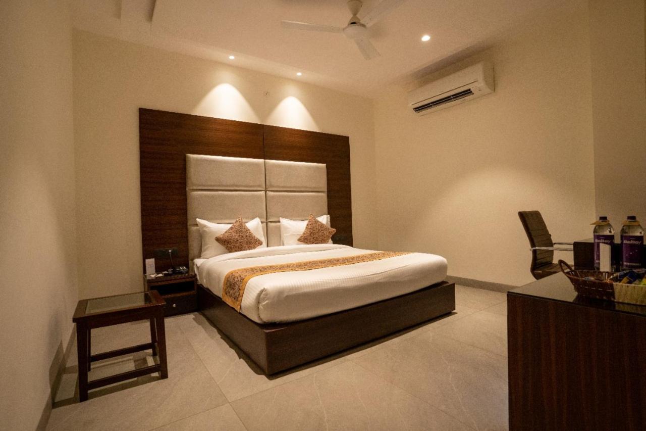 Hotel Smily Ludhiana Exterior photo